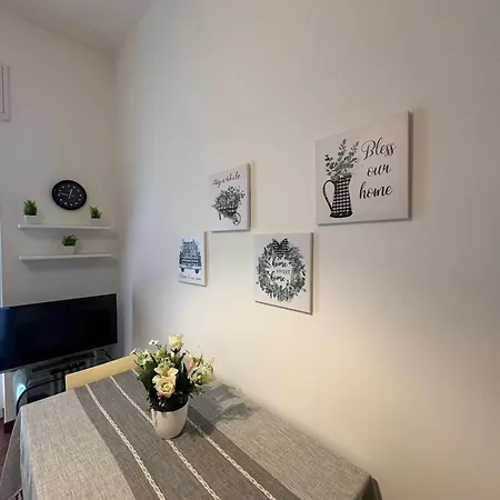 Bocconi - Porta Romana 4 Da Letto Con 2 Bagni Privati * Milan