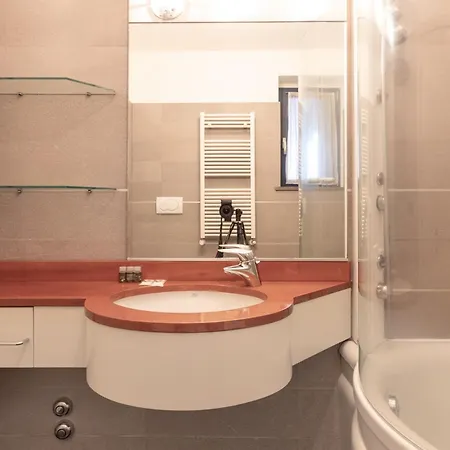 Bright Two Bedrooms With Terrace Zanuso - Mirable Pm *