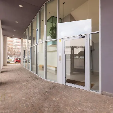 Bright Two Bedrooms With Terrace Zanuso - Mirable Pm Апартаменты