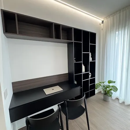 White House Con Posti Auto 아파트 *