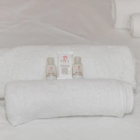 5 Min To Metro - Independent - Quiet - Privacy Apartamento *