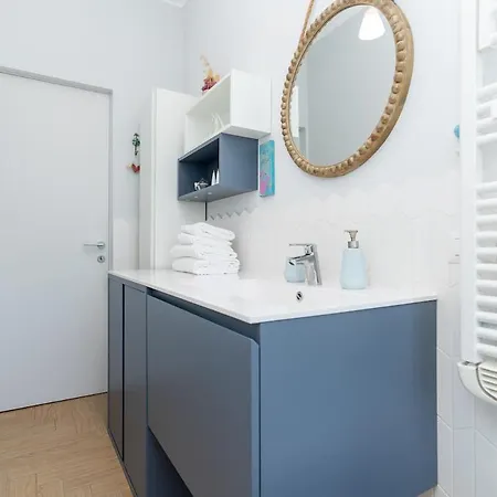 Daire Bright In Front Of Navigli With Ac Wifi