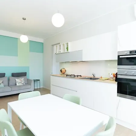 Bright In Front Of Navigli With Ac Wifi