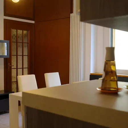Bwr - Two-room Near The Station, Venini * Milan