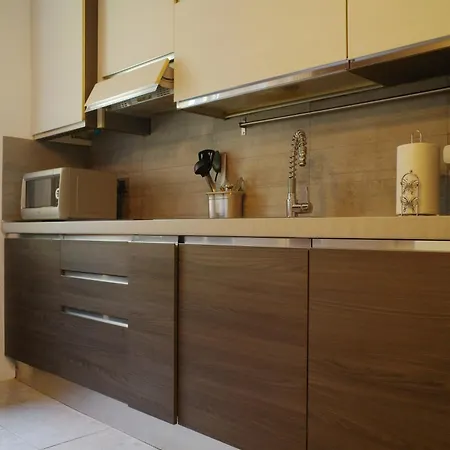 Bwr - Two-room Near The Station, Venini Apartment *