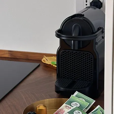 Gold Lovemi Apartment