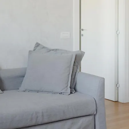 Gohost - Next To The Olympic Village Terrace * Milano