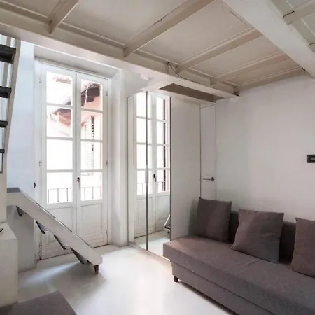 Casa - And - Urban Chic * Milaan