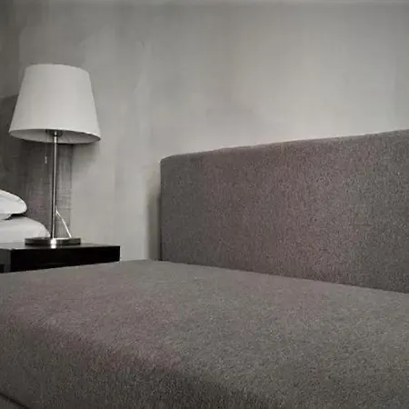 Casa - And - Duomo's Whisper, Balcony Appartamento