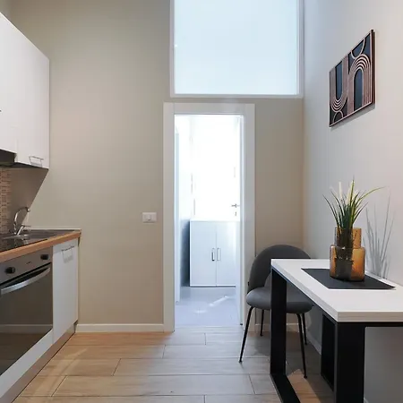 Boutique Design - Subway 300 Meters 15 Mins From Brera
