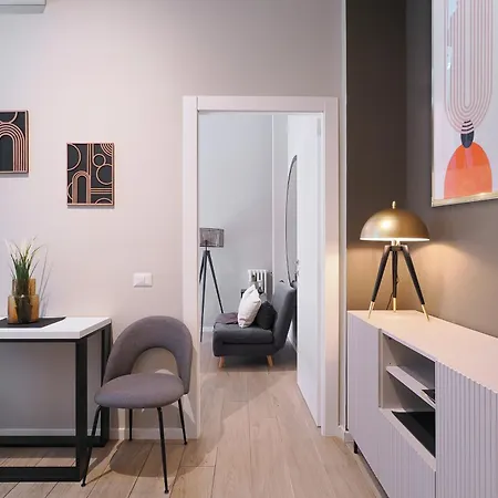 Boutique Design - Subway 300 Meters 15 Mins From Brera * ميلان
