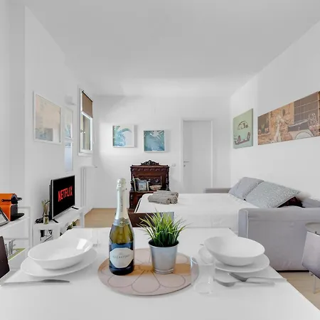 Pad26 Loreto-duomo - Exclusive شقة *