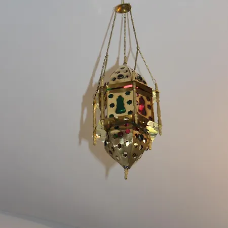 Abracadabra Tortona לינה וארוחת בוקר 4*