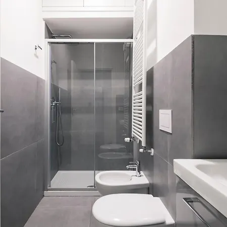 Easylife - - G Emiliani 1 115 - Porta Romana *