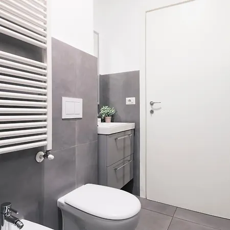 Beautiful Flat Fully Furnished In P.ta Romana * Milan