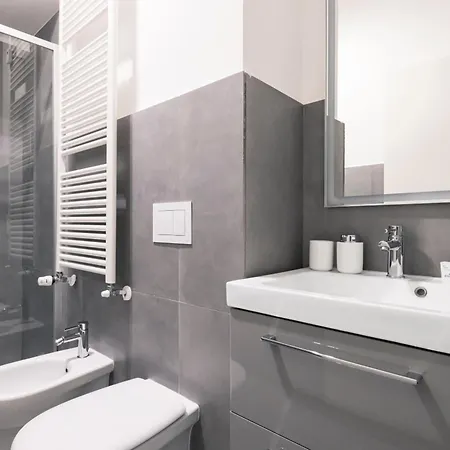 Easylife - - G Emiliani 1 115 - Porta Romana Apartmán *