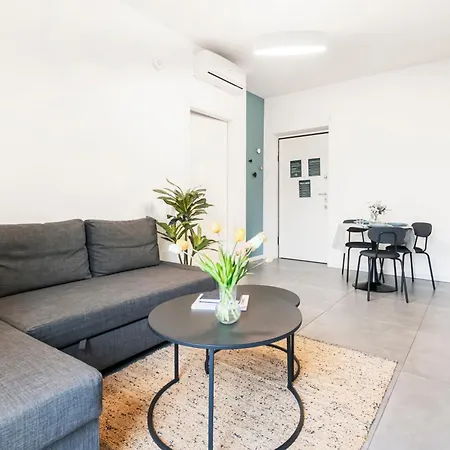 Apartment Beautiful Flat Fully Furnished In P.ta Romana Milan
