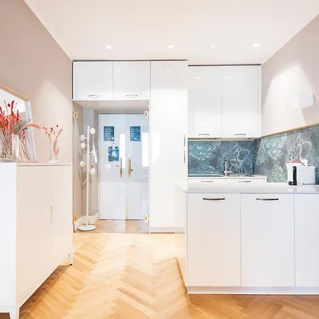 Easylife - - Vespucci 1 - Corso * Milán