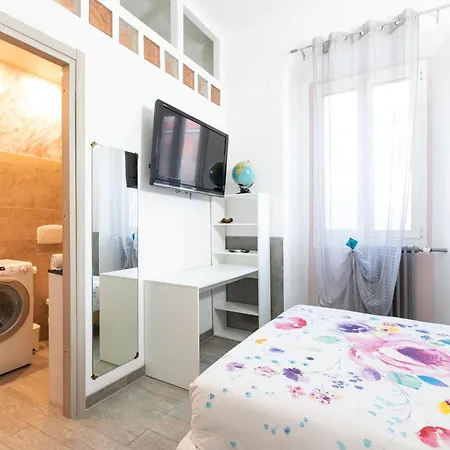 Relax A 4 Salti Dai Navigli بيت ضيافة 4*