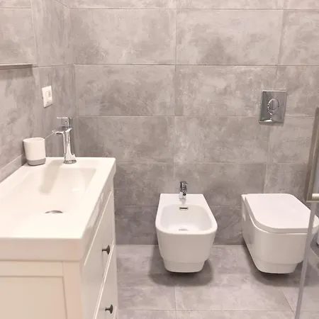 Casa Navigli * Milán