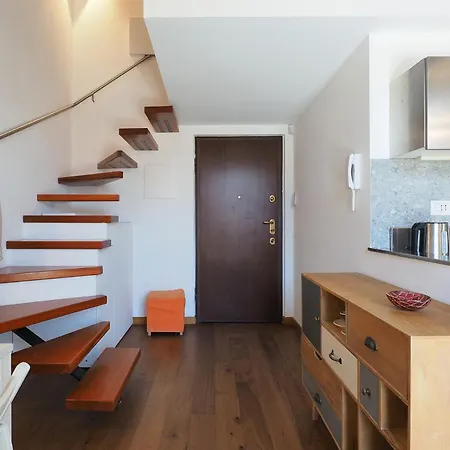 Contempora - Loft Via Podgora, 3 アパート