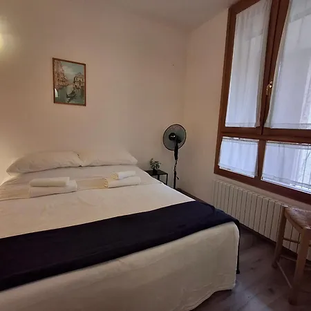 Navigli Star Apartmán