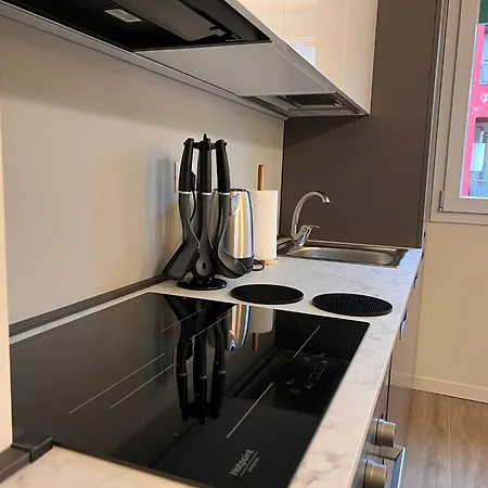 Kibilu - Dergano Metro, Fast Wifi, Air Conditioning, Fiera Apartment Milan