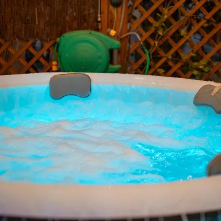 Lägenhet Loveloft Private Jacuzzi & Relax Duomo - Ac Wifi