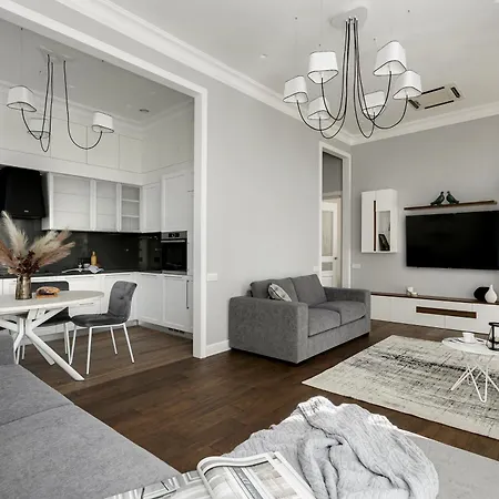 Luxurious * Milan