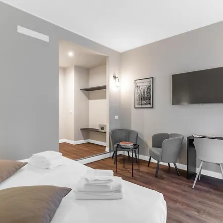 فندق Torriani Foresteria Lombarda