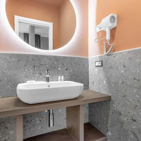 Hotel Torriani Foresteria Lombarda