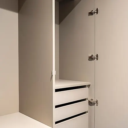 Aparto Giovenale Milan