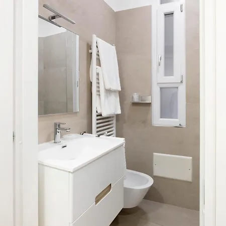 Lomellina 13 Apartamento