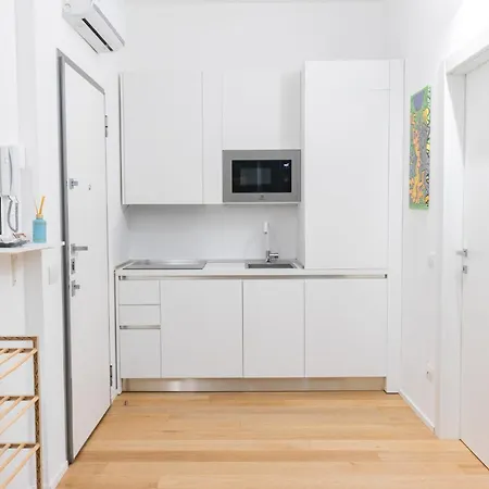 Fashion & Design - Metro California