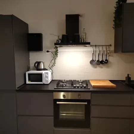 Apartament Corvetto 7 Mediolan