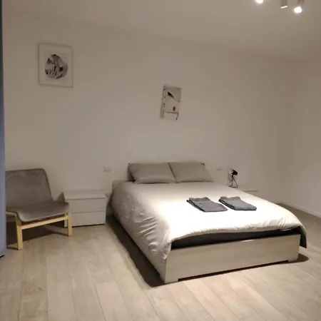 Corvetto 7 Apartamento Milão