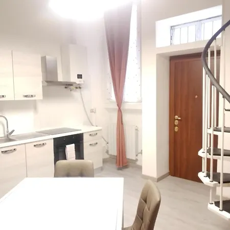 Porta Romanabocconi Lecase&vacanze Ambrosiane *