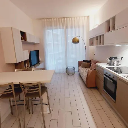 Nina's Apartment *