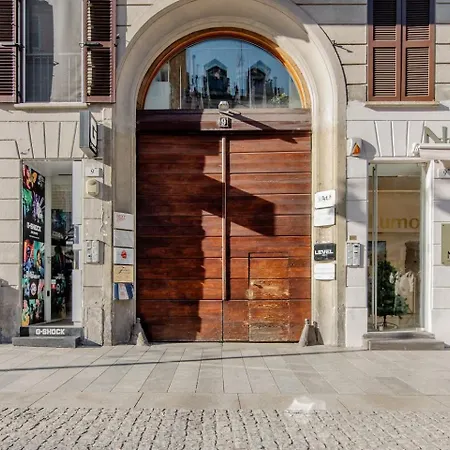 Stayeasy Corso 9 - Attic *