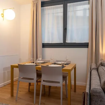 Porta Venezia Stylish Haven 아파트 밀라노