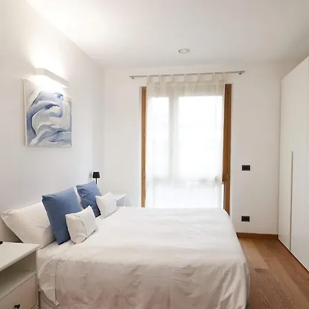 Experience Design King Apartment Milan