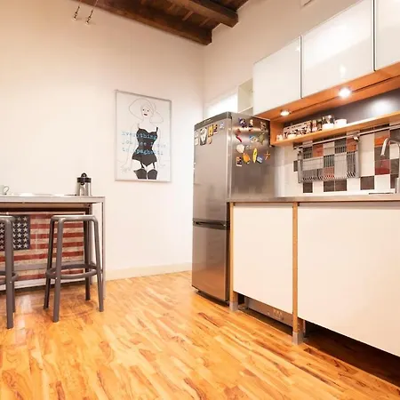 Apartment Live In Style Elegant Near Duomo Milan