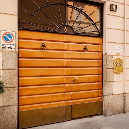 Live In Style Elegant Near Duomo Milano