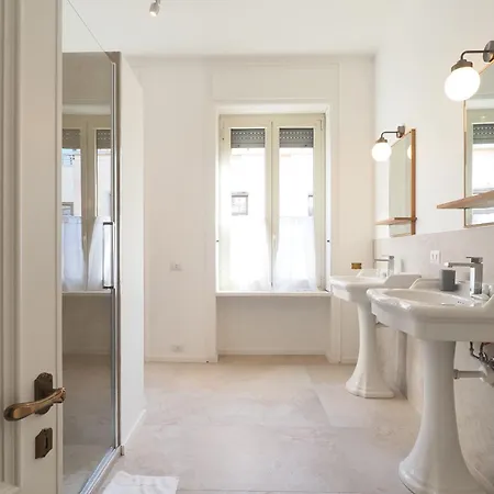 Homnest I Duomo Penthouse Apartment