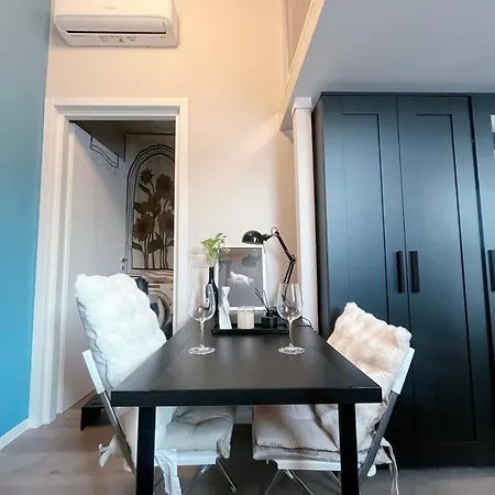 B&B Pizza Room Twin Room Near Navigli Milan Milano