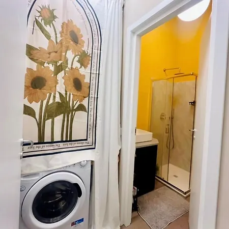 Kwatera prywatna B&B Pizza Room Twin Room Near Navigli Milan *