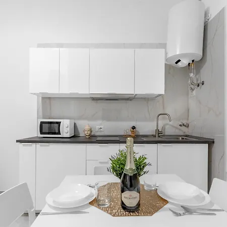 Arq16 - Duomo-loreto - - Modern