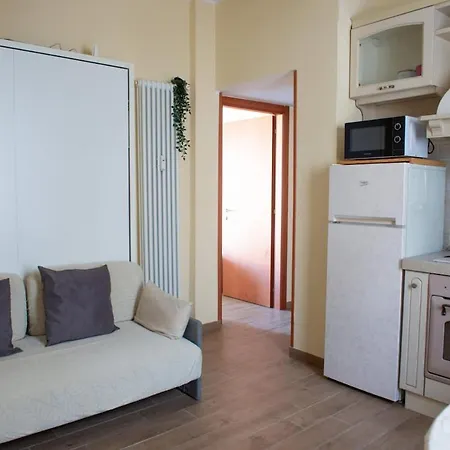 V2 - 15 Minutes From Duomo Apartment Milan