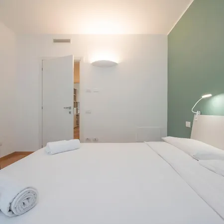 Crovato's Palace - Design E Comfort Nel Cuore Di * Milano