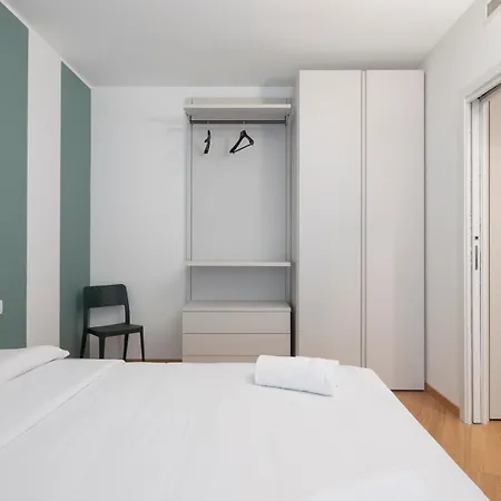 Appartamento Crovato's Palace - Design E Comfort Nel Cuore Di Milano